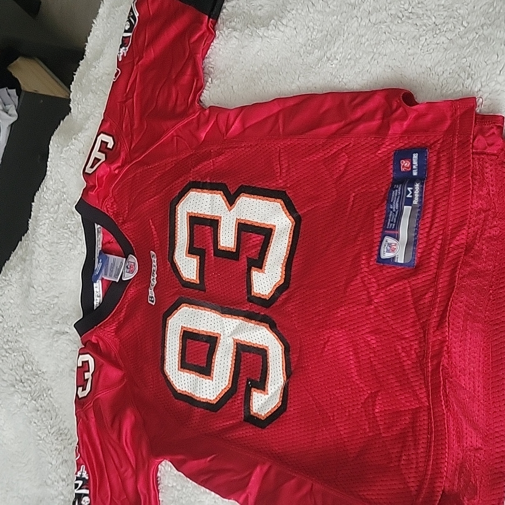 NFL Buccaneers jersey